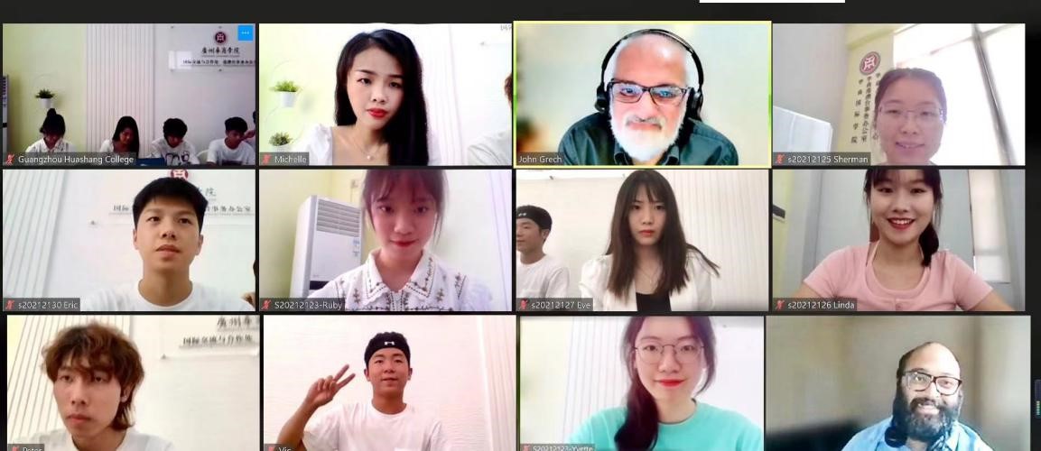(学生们用ZOOM平台完成线上直播课程)